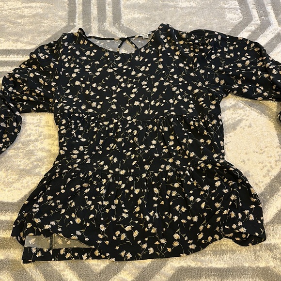 American Eagle printed floral tunic in black - Picture 3 of 3